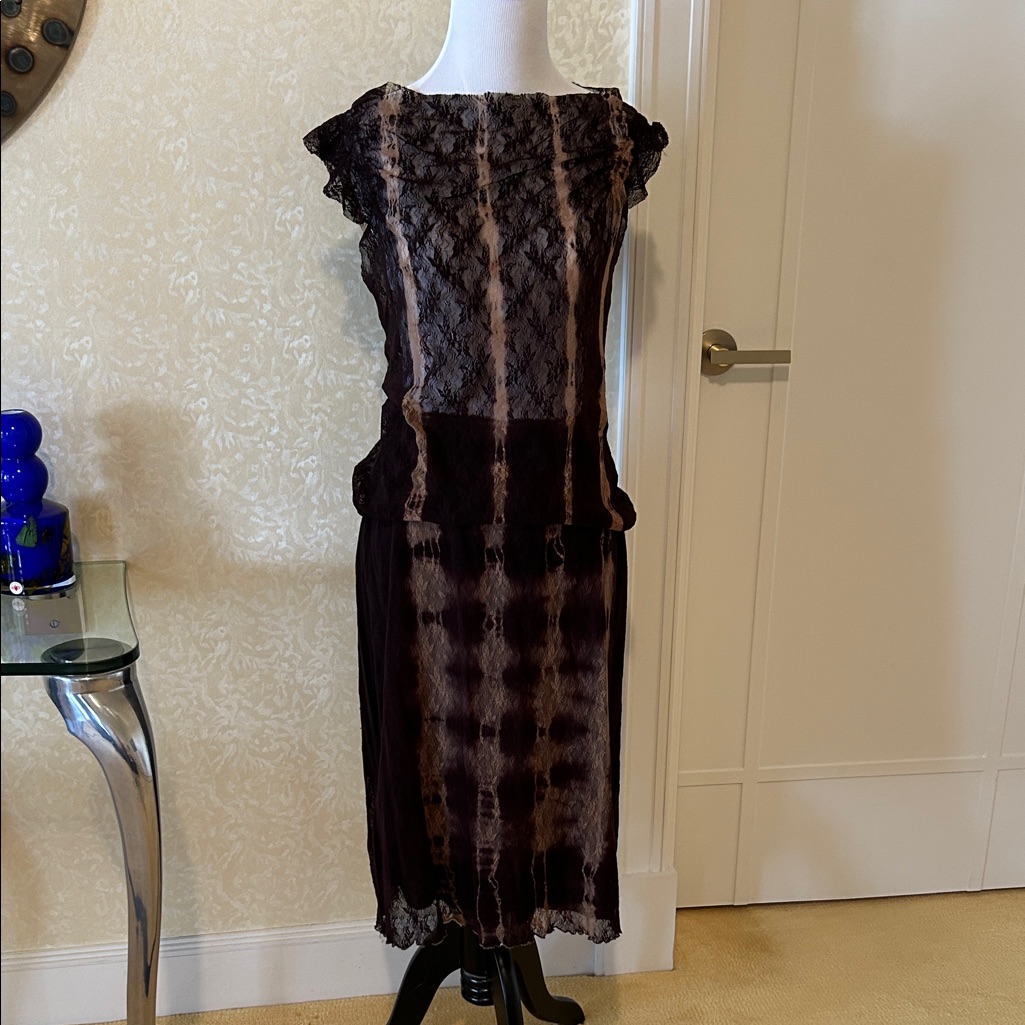 Elegant Lace Midi Skirt And Top